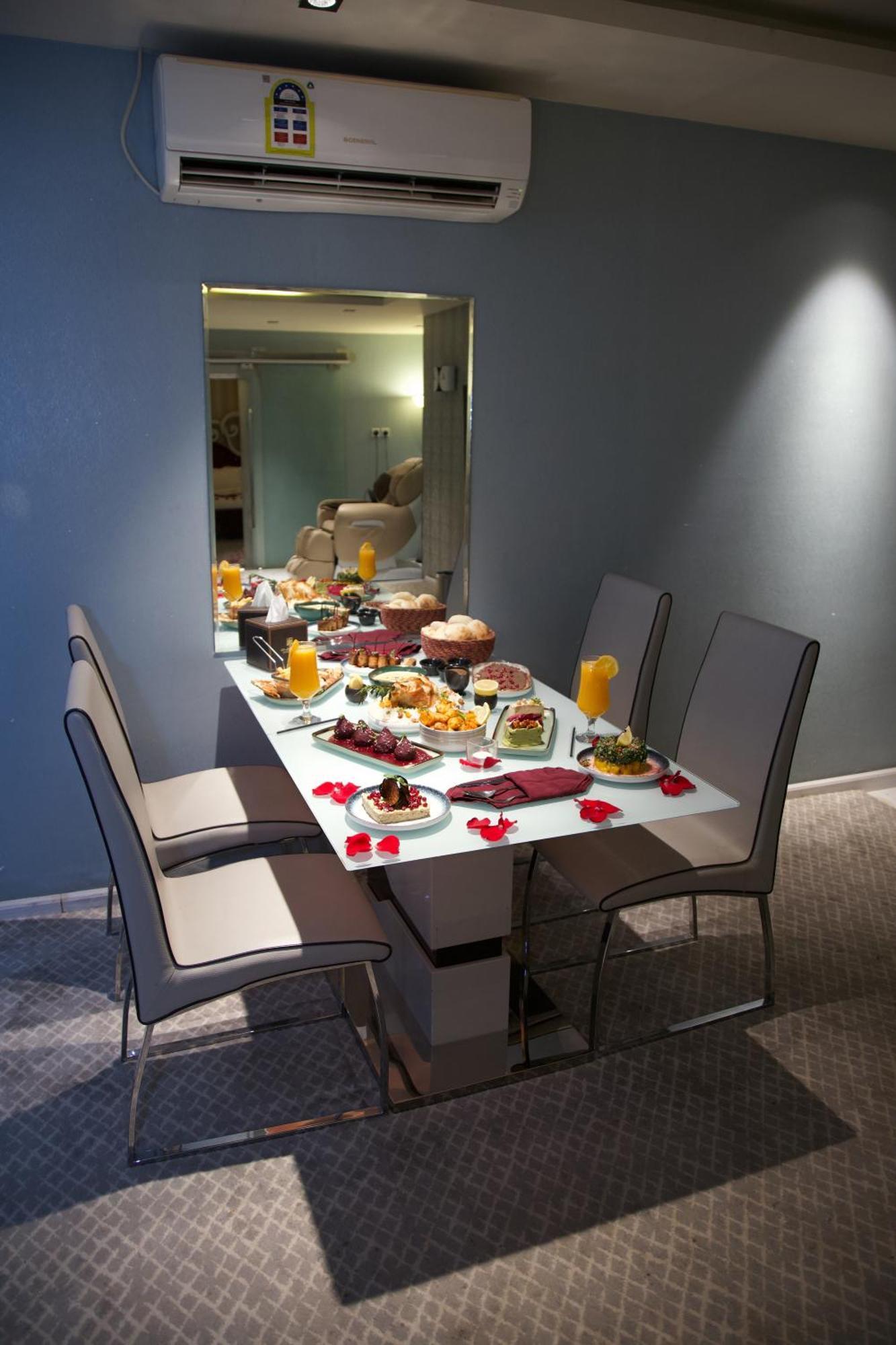 Sharz Hotel Burajda Zewnętrze zdjęcie