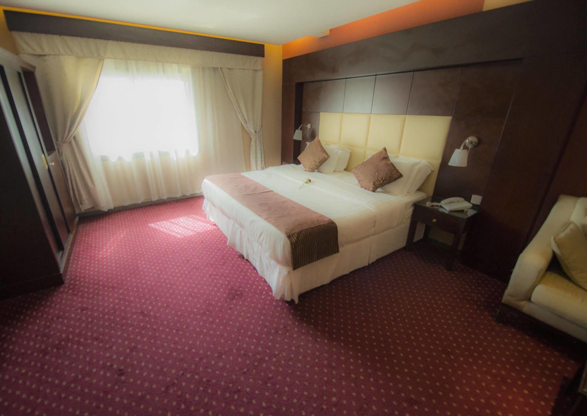 Sharz Hotel Burajda Zewnętrze zdjęcie